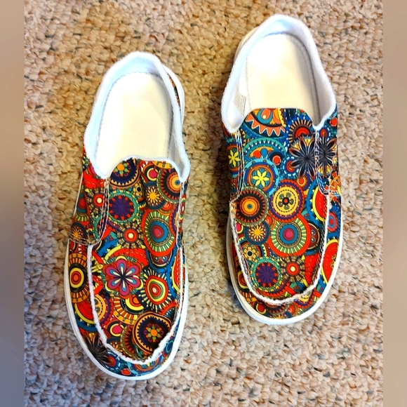 N/A Shoes - Women's Fun Slip-on Shoes